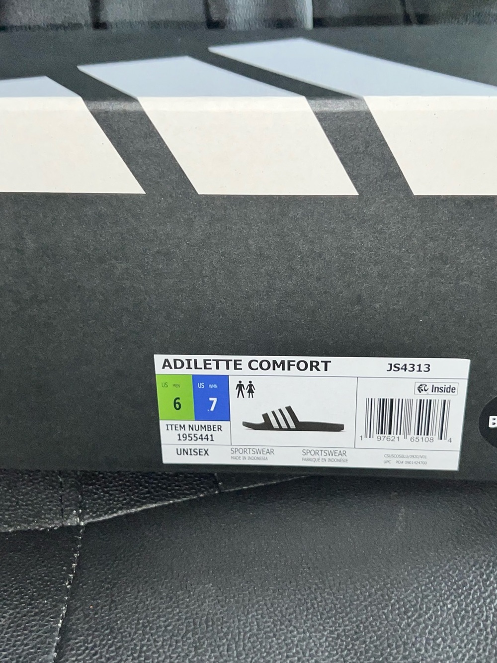adidas unisex Black & White Slide Sandals - Picture 3 of 9